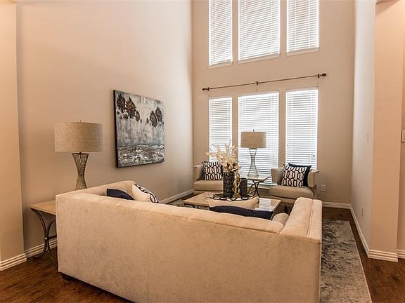 4th image of 3404 Westwind Dr