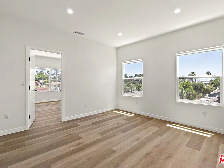 1305 Lucile Ave #2 — Photo 5