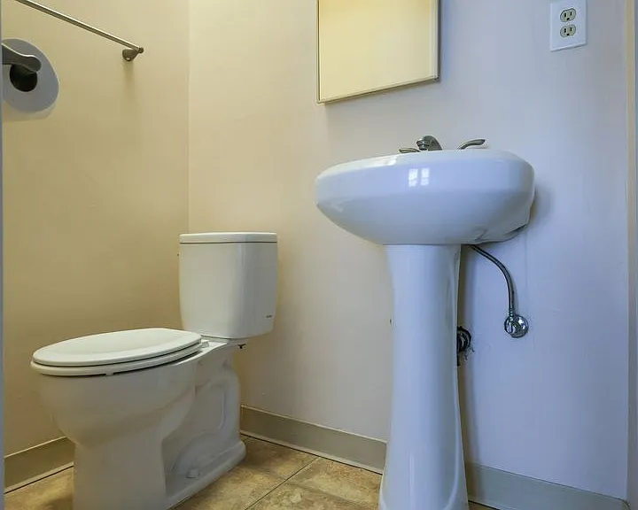 270 Cliff Dr — Photo 10