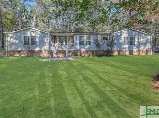 300 Wayside Cir, Midway, GA 31320