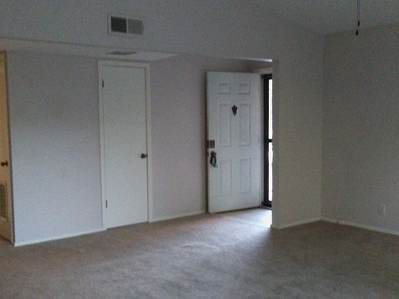4th image of 4324 E 67th St S #676