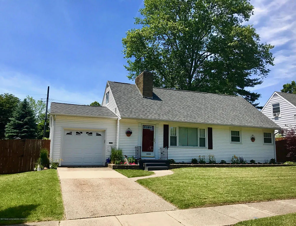 1800 Park Ave photo 1