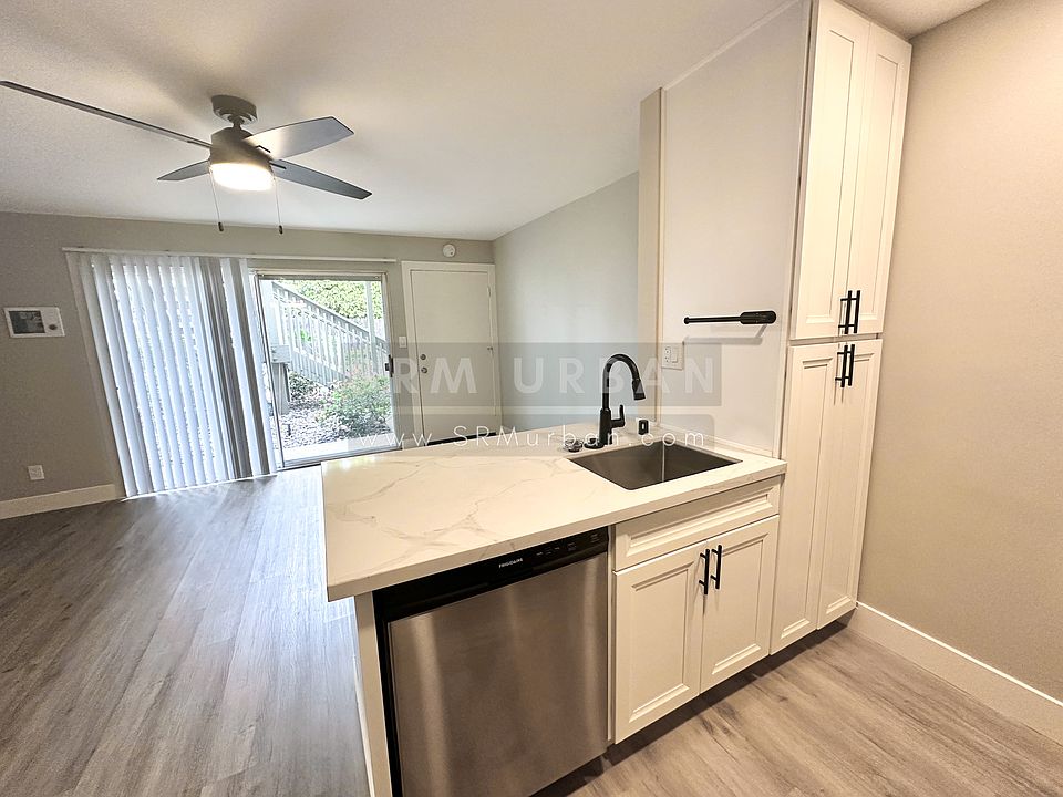 1st image of 4767 Mansfield St APT 4
