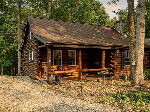 410 Apple Hill Dr N, Howard, OH 43028