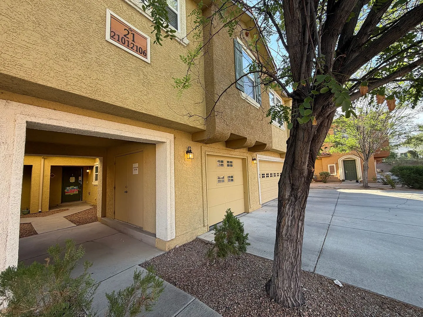 3 Bedroom Townhome Available in Gated Community Near Menaul Blvd NE & Broadway Blvd NE! — Photo 2