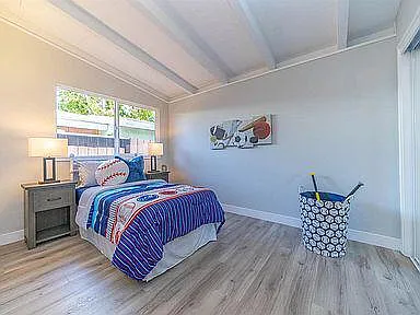 735 Lakewood Dr — Photo 7