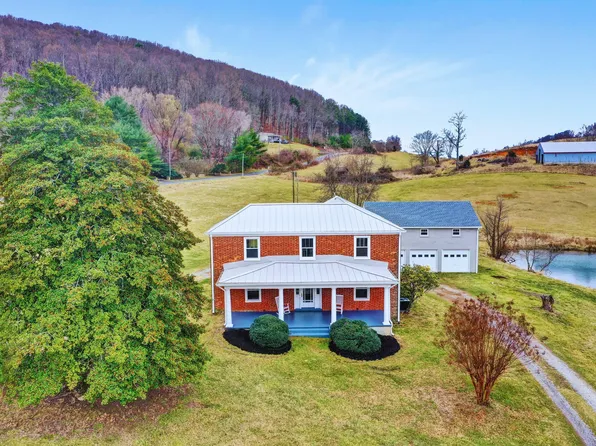 5983 Mountain Pass Rd, Troutville, VA 24175