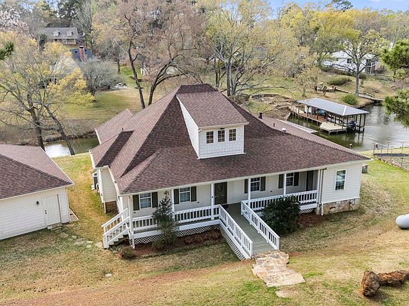 3rd image of 224 County Road 3515