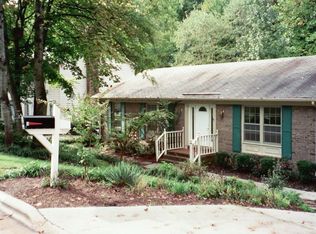 4413 Forest Walk Dr, Greensboro, NC 27455