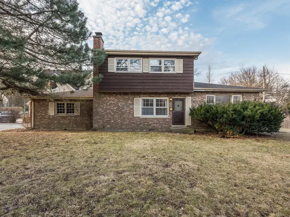 1344 Waukegan Rd, Northbrook, IL 60062