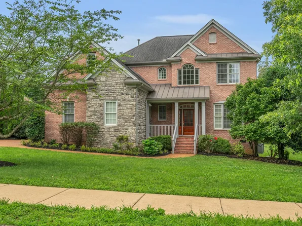 7157 Chessington Dr, Fairview, TN 37062