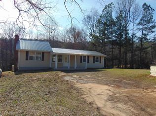 734 Cove Creek Rd, Pickens, SC 29671
