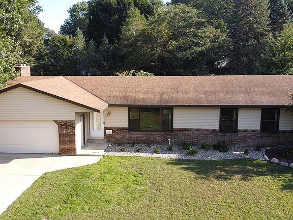 2nd image of 2188 Whispering Dunes Dr