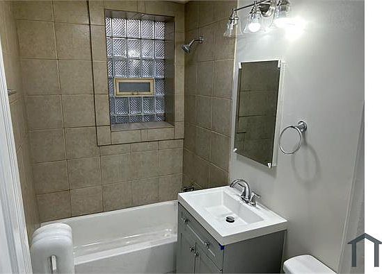 4th image of 7850 S Burnham Ave #1