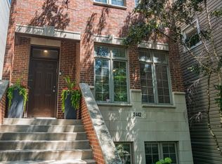 2442 W Cortland St, Chicago, IL 60647