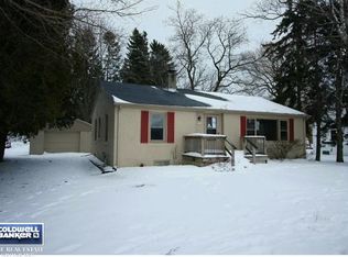 2733 S 19th St, Manitowoc, WI 54220