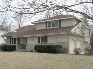 2000 Plymouth Rd, Manhattan, KS 66503