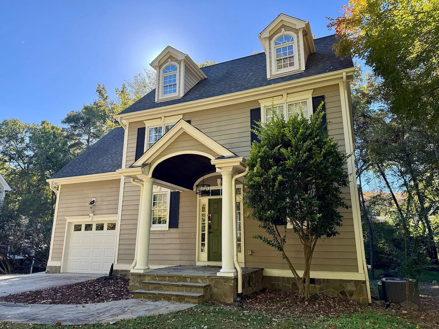 Welcome to 110 Ruth St! — Photo 1
