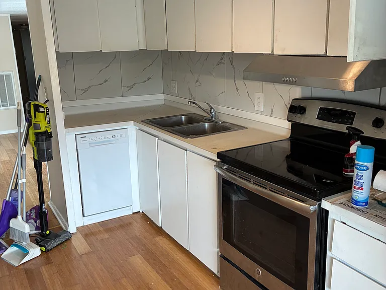 2715 Frick Rd #14 — Photo 2