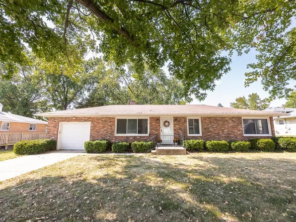 116 Union Hill Rd, Fairview Heights, IL 62208