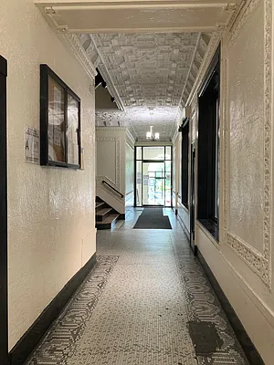 Rented by Bohemia Realty Group | media 7