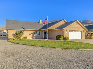 18220 Ghost Town St, Tehachapi, CA 93561