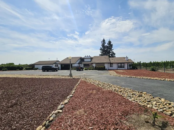 4920 E Hogan Ln, Lodi, CA 95240