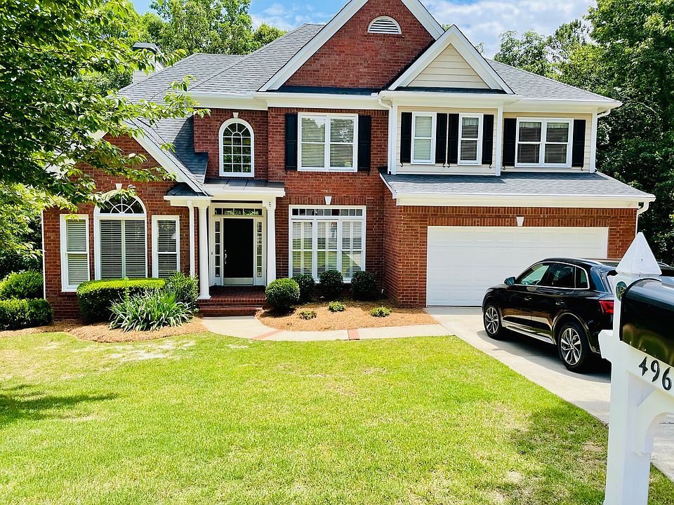 Beautiful brick home on a quiet cul-de-sac street