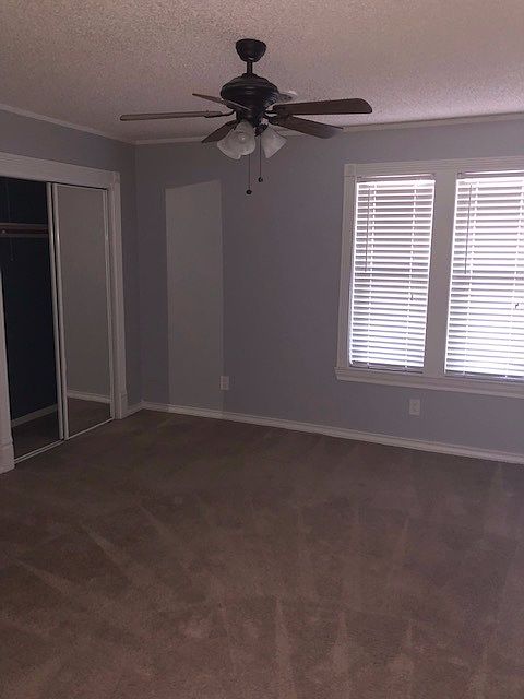 1st image of 3065 Crossroads Dr