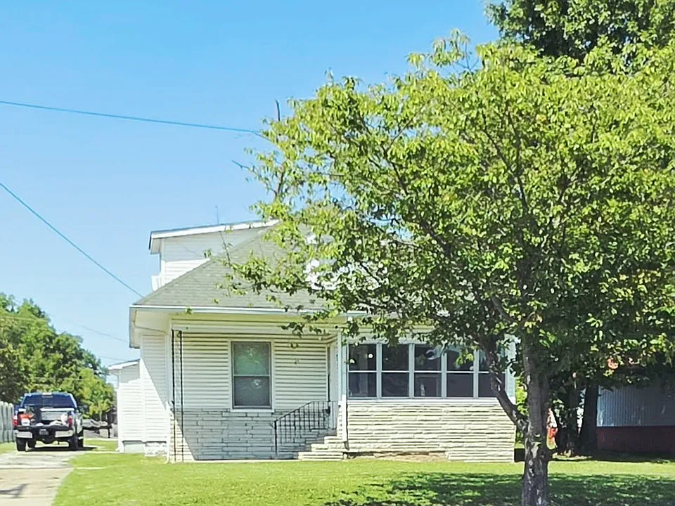 502 W Broadway Blvd