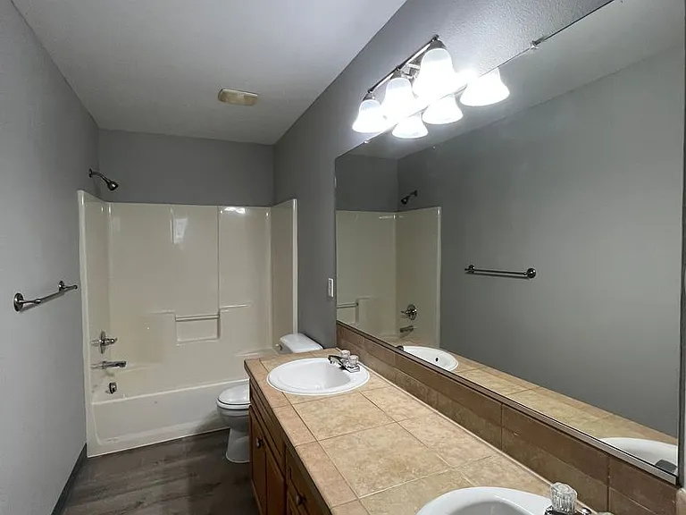 Parker Townhomes — Photo 33