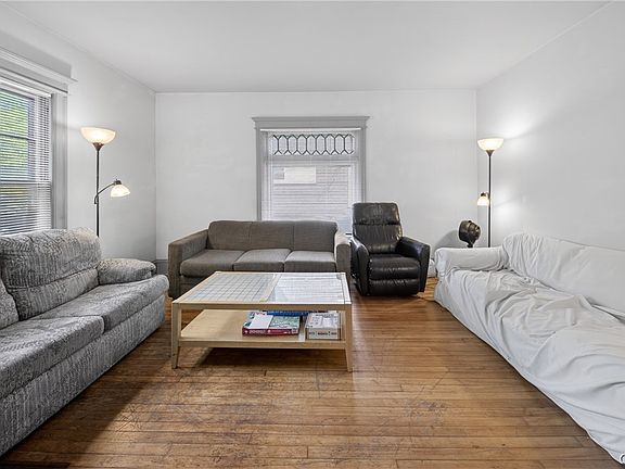 5th image of 825 Sumner Ave #27