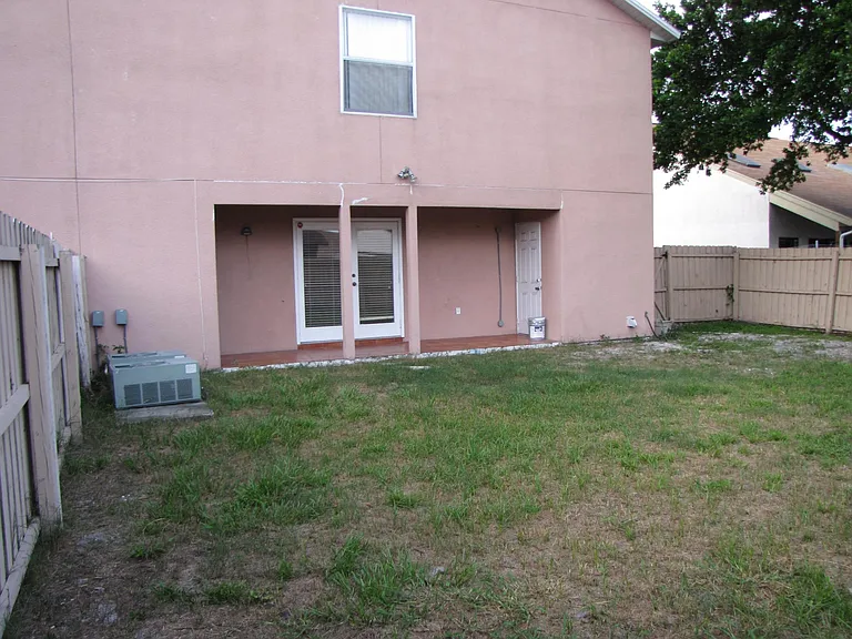 12276 Huntsman Ln — Photo 6