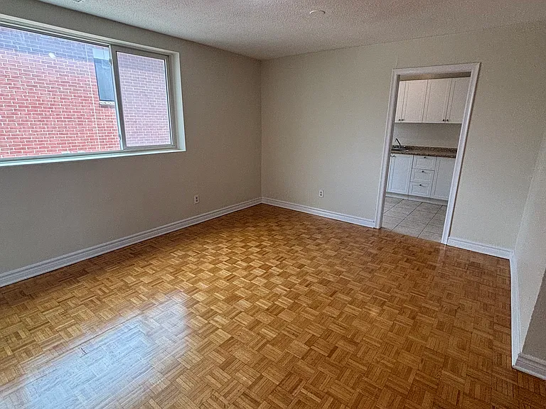 286 Wilbrod St — Photo 11