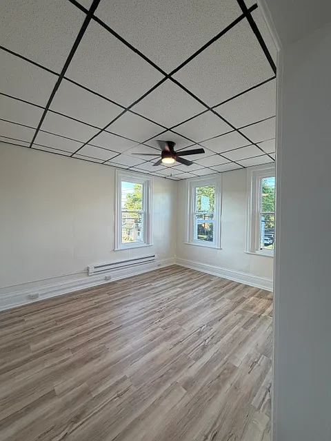 2 W Elizabeth Ave — Photo 2