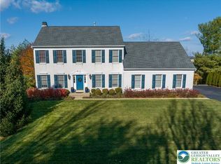 3707 Oakwood Trl, Allentown, PA 18103