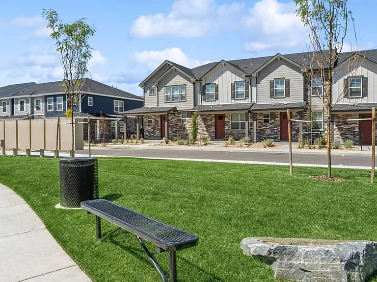 Creekside Townhomes