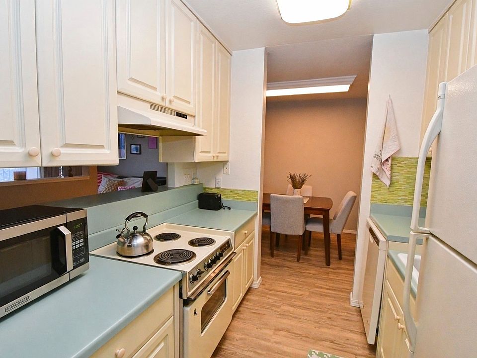 1st image of 2955 Lakeside Dr Unit 301