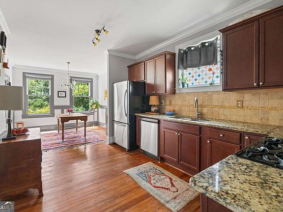 5th image of 51 Doyle St SE