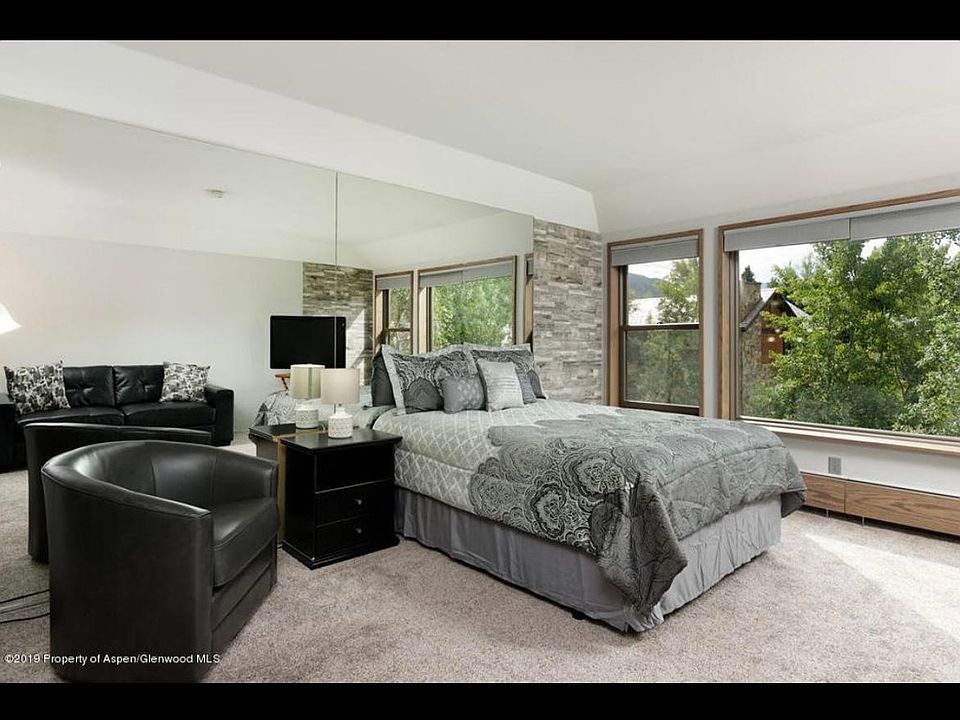 Privacy, quiet - A room with a View!