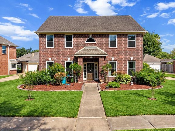 3rd image of 1908 Summer Reef Dr