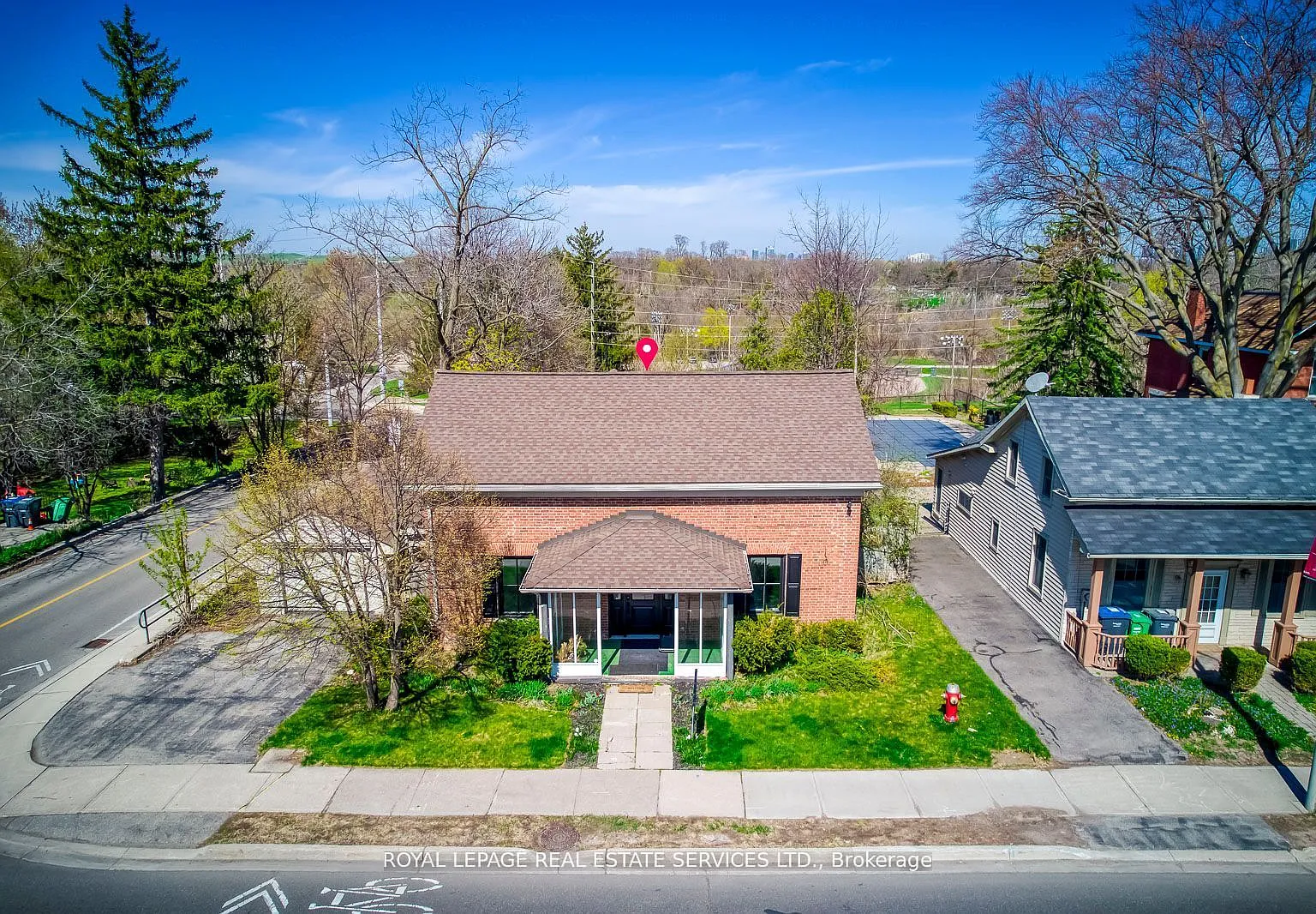 4 bed, $5,500 — Photo 1