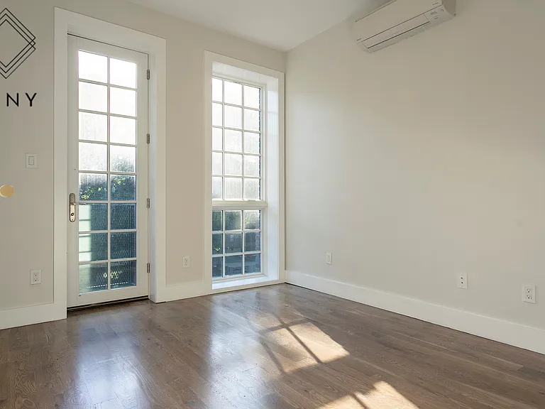 543 Marcy Ave #3L — Photo 8