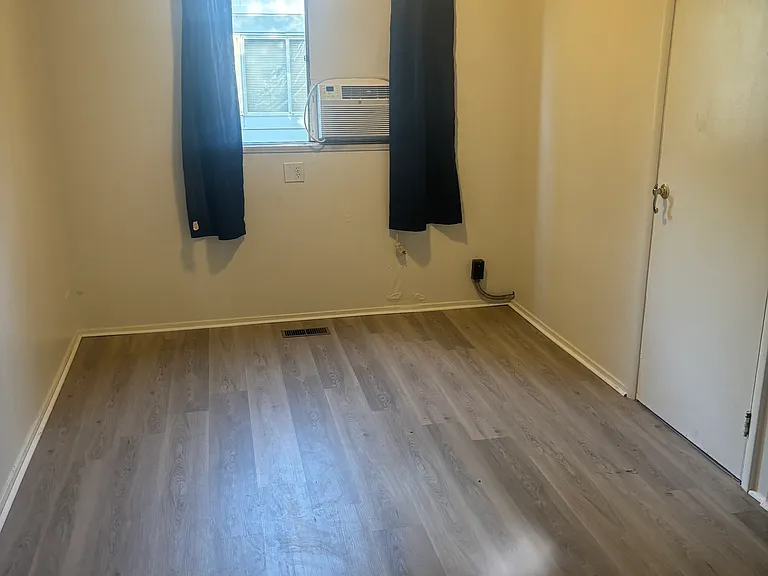4052 Hill Ave — Photo 12