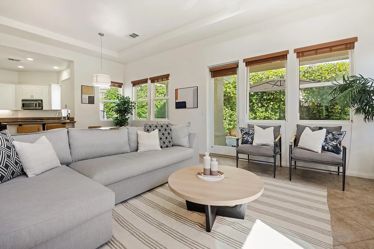 Living Room - 80872 Calle Azul