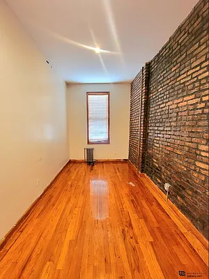 Rented by Batra Group Inc | media 5