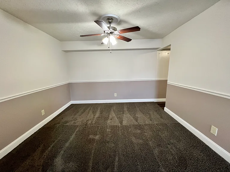 Derby Run Apartments — Photo 23