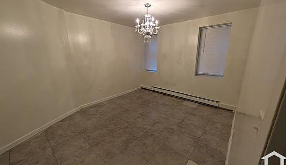 3rd image of 3610 Neptune Ave APT 1