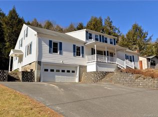 11 Branch Rd, Southbury, CT 06488