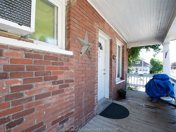 5th image of 168 Harvey St